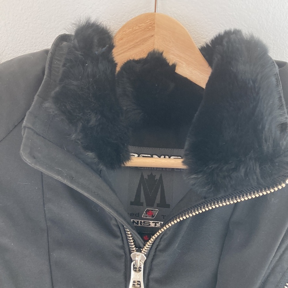M. Benisti Canadian high fashion quality parka with fox fur removable hood. - Picture 7 of 16